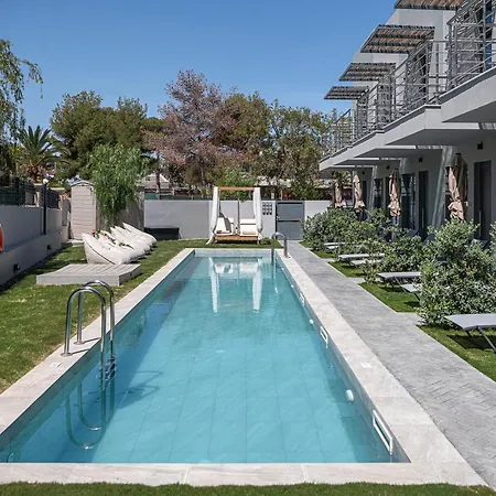 Nek - Adults Only Апарт-готель